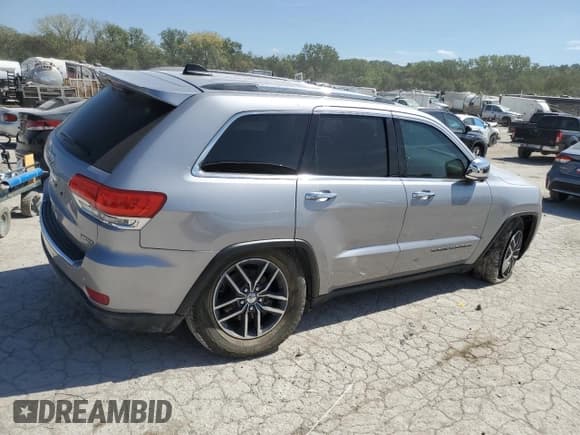 ✅ 2018 Jeep Grand Cherokee Limited • VIN: 1C4RJFBG2JC423891 • Lot: 72205994. Listed on Copart with 103,627 mi. Free auction sales archive from the USA and detailed vehicle history report at DreamBid. Image 3.