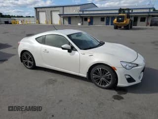 ✅ 2014 Scion FR-S • VIN: JF1ZNAA17E8709979 • Lot: 71425015. Wystawiony na Copart z przebiegiem 62 558 mil. Bezpłatny archiwum sprzedaży aukcyjnych z USA i szczegółowy raport historii pojazdu na DreamBid. Zdjęcie 1.