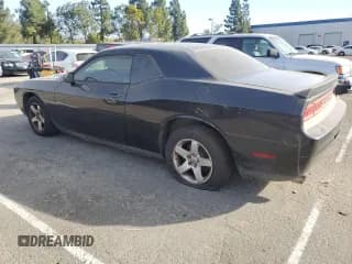 ✅ 2010 Dodge Challenger SE • VIN: 2B3CJ4DV5AH306651 • Lot: 78322804. Wystawiony na Copart z przebiegiem Nie podano. Bezpłatny archiwum sprzedaży aukcyjnych z USA i szczegółowy raport historii pojazdu na DreamBid. Zdjęcie 2.