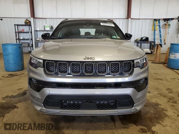 ✅ 2023 Jeep Compass Limited • VIN: 3C4NJDCN3PT551442 • Lot: 58953455. Listed on Copart with 8,427 mi. Free auction sales archive from the USA and detailed vehicle history report at DreamBid. Image 5.