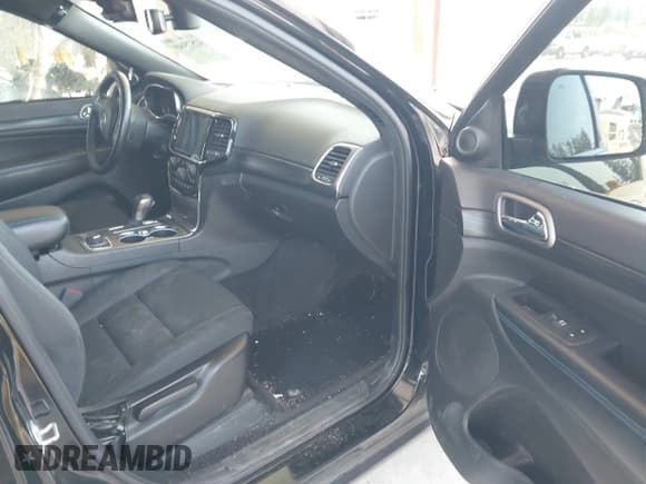 ✅ 2019 Jeep Grand Cherokee Upland • VIN: 1C4RJFAGXKC533980 • Lot: 42575049. Listed on IAAI with 78,100 mi. Free auction sales archive from the USA and detailed vehicle history report at DreamBid. Image 5.