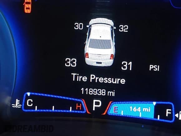 ✅ 2019 Chrysler 300 S • VIN: 2C3CCAGG0KH533837 • Lot: 43149025. Wystawiony na IAAI z przebiegiem 118 938 mil. Bezpłatny archiwum sprzedaży aukcyjnych z USA i szczegółowy raport historii pojazdu na DreamBid. Zdjęcie 15.