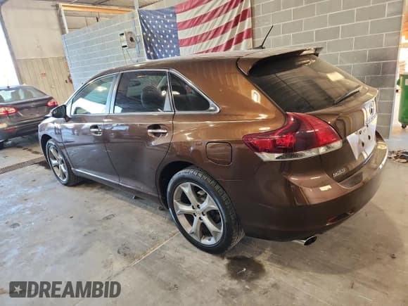 ✅ 2013 Toyota Venza XLE • VIN: 4T3BK3BB8DU082158 • Lot: 92694125. Wystawiony na Copart z przebiegiem 100 690 mil. Bezpłatny archiwum sprzedaży aukcyjnych z USA i szczegółowy raport historii pojazdu na DreamBid. Zdjęcie 2.