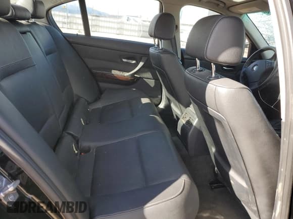 ✅ 2011 BMW 3 Series 328i xDrive • VIN: WBAPK7G53BNN78468 • Лот: 92660965. Опубликован ранее на Copart с пробегом 115 918 миль. Бесплатный доступ к архиву аукционных продаж из США и подробный отчёт об истории автомобиля на DreamBid. Изображение 10.