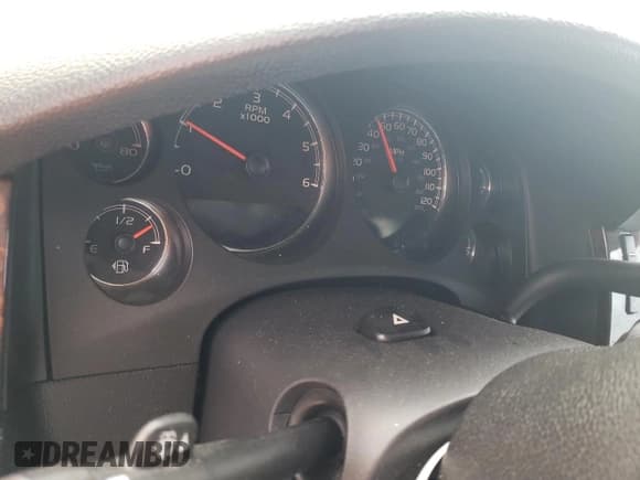 ✅ 2012 GMC Yukon Denali • VIN: 1GKS1EEF6CR230338 • Lot: 81340134. Wystawiony na Copart z przebiegiem Nie podano. Bezpłatny archiwum sprzedaży aukcyjnych z USA i szczegółowy raport historii pojazdu na DreamBid. Zdjęcie 9.