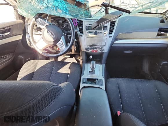 ✅ 2010 Subaru Outback Premium • VIN: 4S4BRDHC1A2349674 • Lot: 83841515. Wystawiony na Copart z przebiegiem Nie podano. Bezpłatny archiwum sprzedaży aukcyjnych z USA i szczegółowy raport historii pojazdu na DreamBid. Zdjęcie 7.