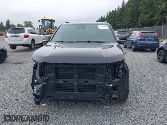 ✅ 2023 Jeep Grand Wagoneer • VIN: 1C4SJVEJ2PS573498 • Lot: 42684957. Listed on IAAI with 7,334 mi. Free auction sales archive from the USA and detailed vehicle history report at DreamBid. Image 13.