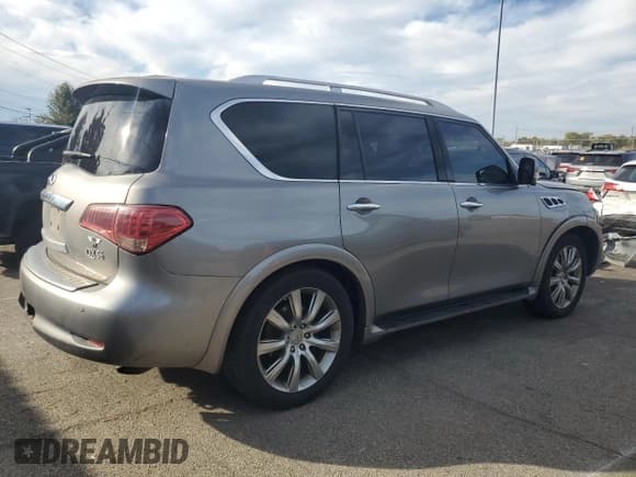 ✅ 2011 Infiniti QX56 7-passenger • VIN: JN8AZ2NE8B9002382 • Lot: 86323655. Wystawiony na Copart z przebiegiem 226 745 mil. Bezpłatny archiwum sprzedaży aukcyjnych z USA i szczegółowy raport historii pojazdu na DreamBid. Zdjęcie 3.