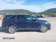 ✅ 2016 Kia Sorento LX • VIN: 5XYPGDA31GG110215 • Lot: 43372438. Wystawiony na IAAI z przebiegiem 141 839 mil. Bezpłatny archiwum sprzedaży aukcyjnych z USA i szczegółowy raport historii pojazdu na DreamBid. Zdjęcie 13.