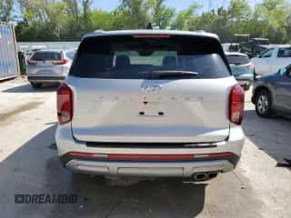 2024 Hyundai Palisade SEL с VIN KM8R44GE1RU673109, выставлен на аукционе Copart как лот 58776084 с пробегом 11 286 миль миль и Списание • Salvage title. История ставок и продаж доступна на DreamBid. Изображение 6.