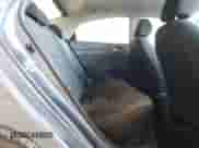 2018 Hyundai Accent SEL z VIN 3KPC24A36JE017093, wystawiony jako Copart lot #60434524 z przebiegiem 105 852 mil mil oraz Szkoda całkowita • Salvage title. Historia ofert i sprzedaży dostępna na DreamBid. Obrazek 10.