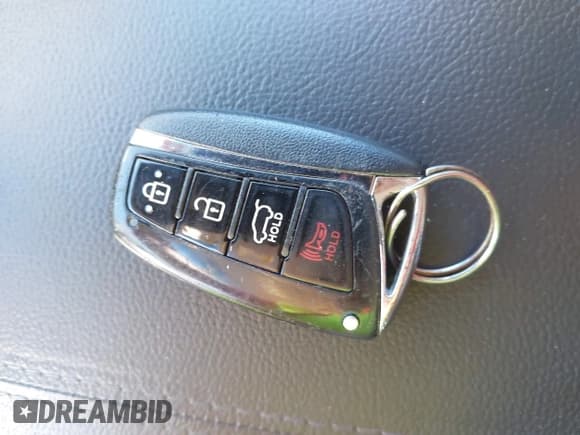 ✅ 2014 Hyundai Santa Fe • VIN: 5XYZU3LB1EG198597 • Лот: 43670486. Опубликован ранее на IAAI с пробегом 167 623 миль. Бесплатный доступ к архиву аукционных продаж из США и подробный отчёт об истории автомобиля на DreamBid. Изображение 11.