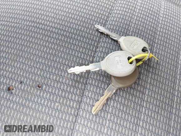 2007 Dodge 1500 ST z VIN 1D7HA18K97J587823, wystawiony jako IAAI lot #40178237 z przebiegiem 259 821 mil mil oraz . Historia ofert i sprzedaży dostępna na DreamBid. Obrazek 11.