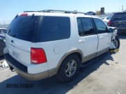 ✅ 2002 Ford Explorer Eddie Bauer • VIN: 1FMDU64EX2UB59632 • Lot: 42381959. Wystawiony na IAAI z przebiegiem 326 198 mil. Bezpłatny archiwum sprzedaży aukcyjnych z USA i szczegółowy raport historii pojazdu na DreamBid. Zdjęcie 4.