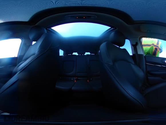 ✅ 2021 MINI Clubman Cooper S • VIN: WMWLV7C00M2N48722 • Lot: 42269629. Wystawiony na IAAI z przebiegiem 34 558 mil. Bezpłatny archiwum sprzedaży aukcyjnych z USA i szczegółowy raport historii pojazdu na DreamBid. Zdjęcie 18.