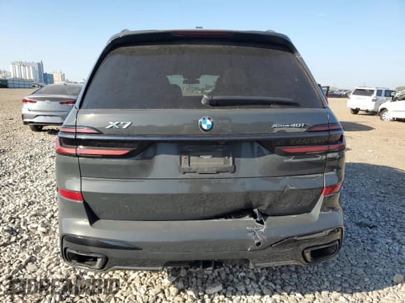 ✅ 2024 BMW X7 xDrive40i • VIN: 5UX23EM06R9S30706 • Lot: 80750675. Listed on Copart with 47,018 mi. Free auction sales archive from the USA and detailed vehicle history report at DreamBid. Image 6.