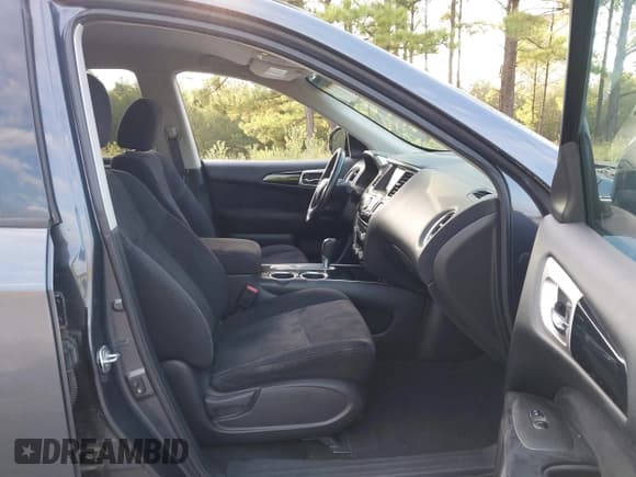 ✅ 2013 Nissan Pathfinder S • VIN: 5N1AR2MN1DC632307 • Lot: 43135464. Listed on IAAI with 171,169 mi. Free auction sales archive from the USA and detailed vehicle history report at DreamBid. Image 5.