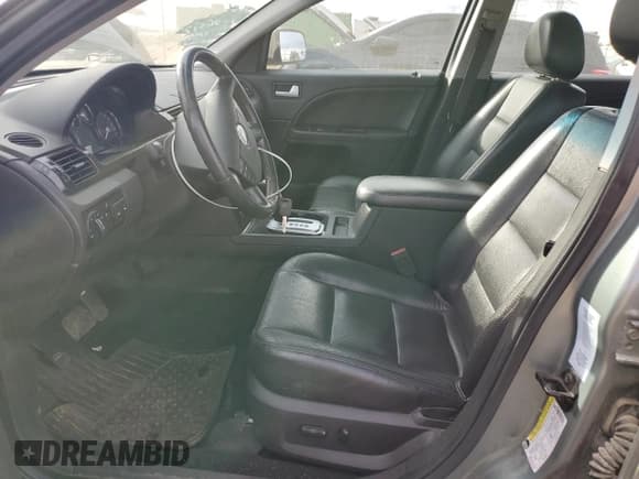 ✅ 2005 Mercury Montego Premier • VIN: 1MEFM42165G613698 • Lot: 90355215. Wystawiony na Copart z przebiegiem 105 417 mil. Bezpłatny archiwum sprzedaży aukcyjnych z USA i szczegółowy raport historii pojazdu na DreamBid. Zdjęcie 7.