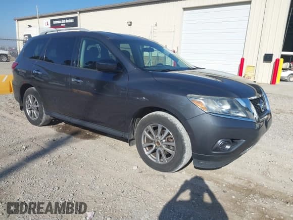 ✅ 2014 Nissan Pathfinder SV • VIN: 5N1AR2MN4EC654030 • Lot: 41797650. Listed on IAAI with 129,731 mi. Free auction sales archive from the USA and detailed vehicle history report at DreamBid. Image 1.