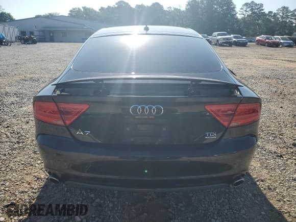 ✅ 2014 Audi A7 Premium Plus • VIN: WAUWMAFC9EN051722 • Lot: 55775795. Wystawiony na Copart z przebiegiem 103 121 mil. Bezpłatny archiwum sprzedaży aukcyjnych z USA i szczegółowy raport historii pojazdu na DreamBid. Zdjęcie 6.