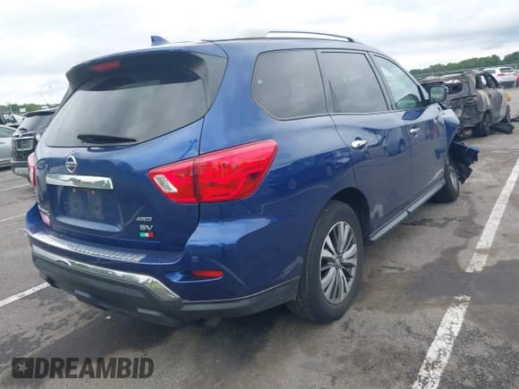 ✅ 2019 Nissan Pathfinder SV • VIN: 5N1DR2MM9KC640107 • Lot: 42387750. Listed on IAAI with 95,706 mi. Free auction sales archive from the USA and detailed vehicle history report at DreamBid. Image 4.