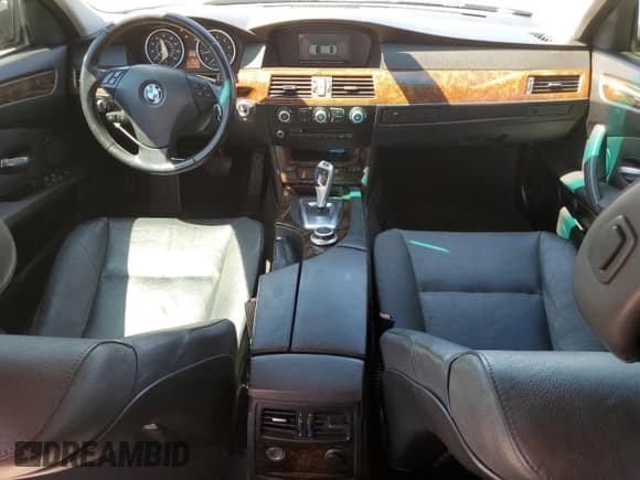 ✅ 2008 BMW 5 Series 528i • VIN: WBANU535X8CT10498 • Lot: 69588065. Listed on Copart with 113,726 mi. Free auction sales archive from the USA and detailed vehicle history report at DreamBid. Image 8.