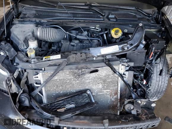 2015 Dodge Grand Caravan R/T with VIN 2C4RDGEG5FR736036, listed as a Copart auction lot 90314845 with 113,784 mi miles and Salvage title. Bid and sale history available at DreamBid. Image 12.