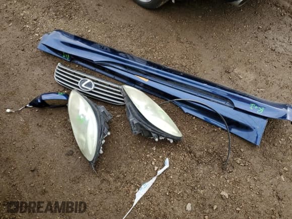 ✅ 2003 Lexus SC 430 • VIN: JTHFN48YX30048301 • Lot: 78778544. Listed on Copart with 153,872 mi. Free auction sales archive from the USA and detailed vehicle history report at DreamBid. Image 12.