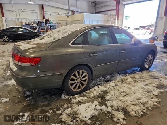 ✅ 2007 Hyundai Azera SE • VIN: KMHFC46F87A187508 • Lot: 93699575. Listed on Copart with 143,612 mi. Free auction sales archive from the USA and detailed vehicle history report at DreamBid. Image 3.