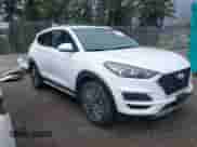 2020 Hyundai Tucson SEL z VIN KM8J3CAL1LU095182, wystawiony jako IAAI lot #41851648 z przebiegiem 25 208 mil mil oraz . Historia ofert i sprzedaży dostępna na DreamBid. Obrazek 1.