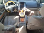 ✅ 2005 Lexus RX 330 • VIN: 2T2HA31U95C060435 • Lot: 92484115. Listed on Copart with 198,891 mi. Free auction sales archive from the USA and detailed vehicle history report at DreamBid. Image 8.