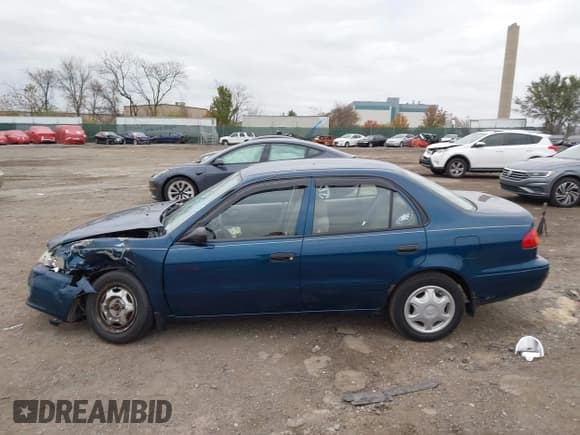 ✅ 2002 Toyota Corolla CE • VIN: 2T1BR12E82C536149 • Lot: 43676168. Listed on IAAI with 173,857 mi. Free auction sales archive from the USA and detailed vehicle history report at DreamBid. Image 14.