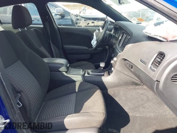 ✅ 2022 Dodge Charger SXT • VIN: 2C3CDXBG3NH114876 • Lot: 43307601. Listed on IAAI with 42,882 mi. Free auction sales archive from the USA and detailed vehicle history report at DreamBid. Image 5.