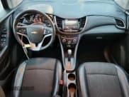 ✅ 2020 Chevrolet Trax LT • VIN: KL7CJPSB1LB344573 • Lot: 92058195. Wystawiony na Copart z przebiegiem 47 874 mil. Bezpłatny archiwum sprzedaży aukcyjnych z USA i szczegółowy raport historii pojazdu na DreamBid. Zdjęcie 8.