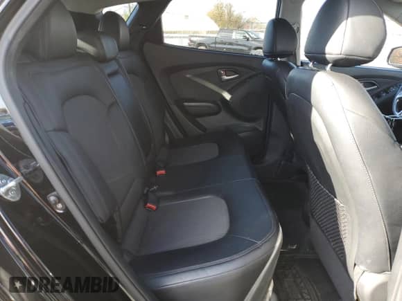 2011 Hyundai Tucson GLS z VIN KM8JU3AC5BU243989, wystawiony jako Copart lot #91693925 z przebiegiem 151 662 mil mil oraz Czysty tytuł • Clean title. Historia ofert i sprzedaży dostępna na DreamBid. Obrazek 11.