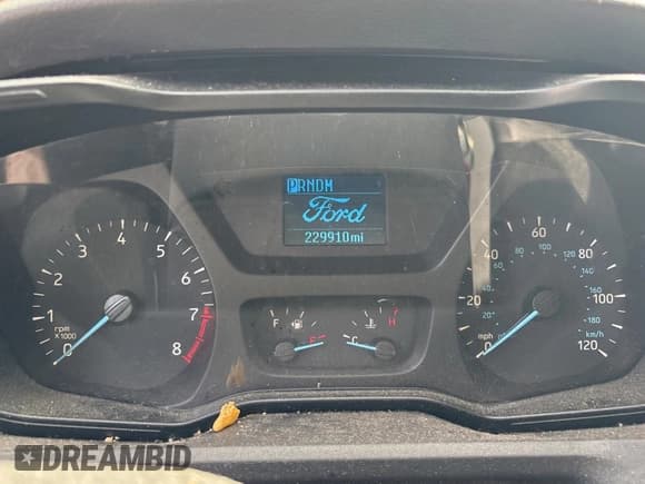 ✅ 2015 Ford Transit XL • VIN: 1FMZK1YM2FKB13584 • Lot: 81242185. Wystawiony na Copart z przebiegiem 229 910 mil. Bezpłatny archiwum sprzedaży aukcyjnych z USA i szczegółowy raport historii pojazdu na DreamBid. Zdjęcie 8.