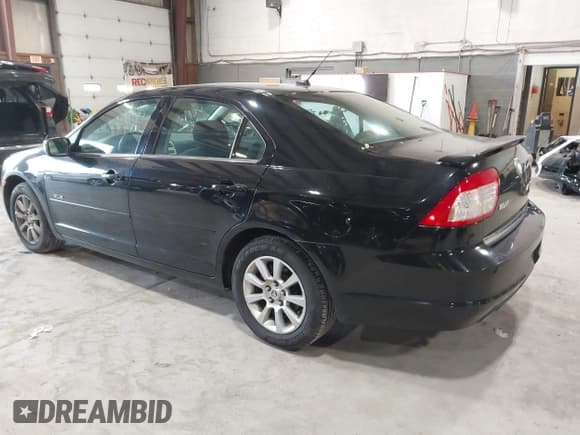 ✅ 2007 Mercury Milan • VIN: 3MEHM01137R665482 • Lot: 42441248. Listed on IAAI with 76,565 mi. Free auction sales archive from the USA and detailed vehicle history report at DreamBid. Image 3.