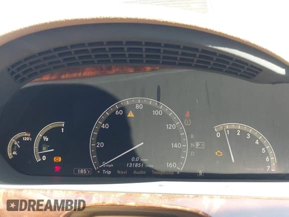 ✅ 2008 Mercedes-Benz S 550 • VIN: WDDNG86X68A163977 • Lot: 42073048. Listed on IAAI with 131,851 mi. Free auction sales archive from the USA and detailed vehicle history report at DreamBid. Image 7.