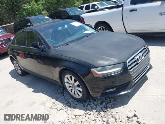 ✅ 2014 Audi A4 Premium • VIN: WAUAFAFL1EA047742 • Lot: 42716466. Wystawiony na IAAI z przebiegiem 109 377 mil. Bezpłatny archiwum sprzedaży aukcyjnych z USA i szczegółowy raport historii pojazdu na DreamBid. Zdjęcie 1.