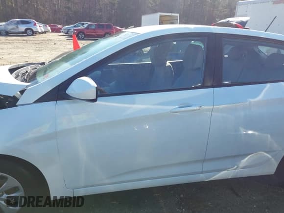 ✅ 2016 Hyundai Accent GL • VIN: KMHCT5AE4GU236936 • Лот: 41620676. Опубликован ранее на IAAI с пробегом 101 400 миль. Бесплатный доступ к архиву аукционных продаж из США и подробный отчёт об истории автомобиля на DreamBid. Изображение 15.