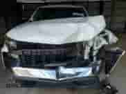 2020 Chevrolet Silverado 1500 Work Truck z VIN 1GCRYAEH1LZ349463, wystawiony jako Copart lot #56678985 z przebiegiem 114 544 mil mil oraz Czysty tytuł • Clean title. Historia ofert i sprzedaży dostępna na DreamBid. Obrazek 5.