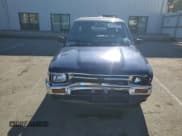 ✅ 1994 Toyota Pickup • VIN: JT4VN93D6R5041047 • Lot: 81757575. Wystawiony na Copart z przebiegiem 81 153 mil. Bezpłatny archiwum sprzedaży aukcyjnych z USA i szczegółowy raport historii pojazdu na DreamBid. Zdjęcie 5.