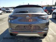 ✅ 2024 Alfa Romeo Stelvio Ti • VIN: ZASPAKBN4R7D76423 • Lot: 71285945. Wystawiony na Copart z przebiegiem 7 178 mil. Bezpłatny archiwum sprzedaży aukcyjnych z USA i szczegółowy raport historii pojazdu na DreamBid. Zdjęcie 6.