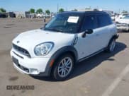 ✅ 2016 MINI Countryman S • VIN: WMWZC5C57GWU00192 • Lot: 42345660. Listed on IAAI with 57,683 mi. Free auction sales archive from the USA and detailed vehicle history report at DreamBid. Image 2.