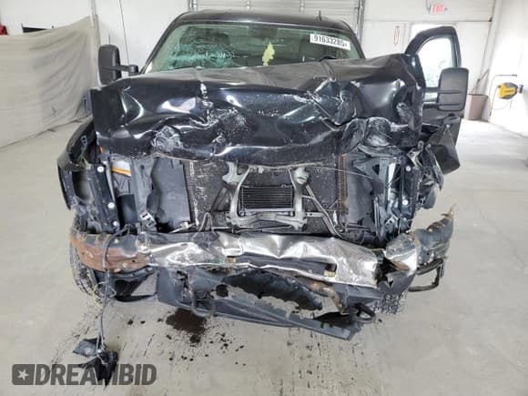 ✅ 2010 Chevrolet Silverado 2500HD LT • VIN: 1GC4KXBG5AF143295 • Лот: 91633285. Опубликован ранее на Copart с пробегом 354 834 миль. Бесплатный доступ к архиву аукционных продаж из США и подробный отчёт об истории автомобиля на DreamBid. Изображение 11.