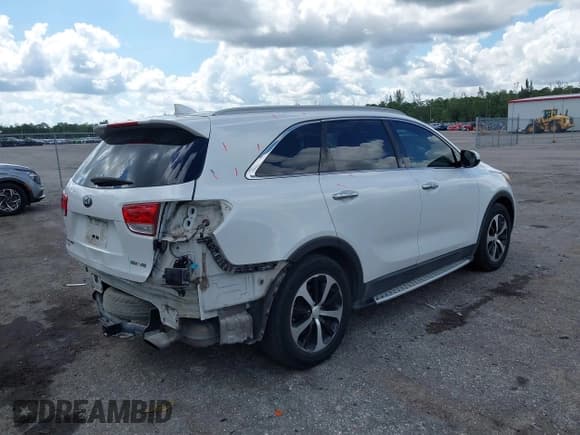 ✅ 2017 Kia Sorento EX • VIN: 5XYPH4A55HG320767 • Лот: 42963326. Опубликован ранее на IAAI с пробегом 118 201 миль. Бесплатный доступ к архиву аукционных продаж из США и подробный отчёт об истории автомобиля на DreamBid. Изображение 4.