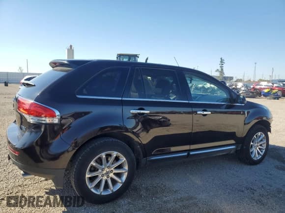 ✅ 2013 Lincoln MKX • VIN: 2LMDJ6JK9DBL17300 • Lot: 85756695. Listed on Copart with 178,745 mi. Free auction sales archive from the USA and detailed vehicle history report at DreamBid. Image 3.