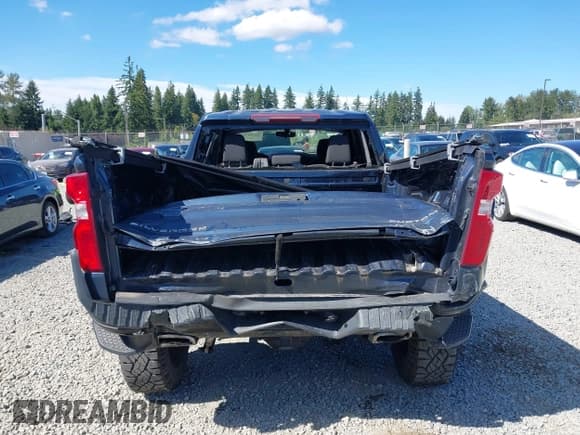 ✅ 2020 Chevrolet Silverado 1500 Custom Trail Boss • VIN: 1GCRYCEF8LZ329902 • Лот: 42839877. Опубликован ранее на IAAI с пробегом 58 757 миль. Бесплатный доступ к архиву аукционных продаж из США и подробный отчёт об истории автомобиля на DreamBid. Изображение 16.