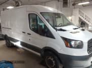 ✅ 2018 Ford Transit • VIN: 1FTBW2CMXJKA87252 • Лот: 43800910. Опубликован ранее на IAAI с пробегом 130 786 миль. Бесплатный доступ к архиву аукционных продаж из США и подробный отчёт об истории автомобиля на DreamBid. Изображение 1.