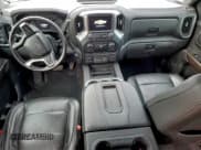 ✅ 2019 Chevrolet Silverado 1500 RST • VIN: 3GCPWDED4KG288488 • Lot: 93278525. Wystawiony na Copart z przebiegiem 118 678 mil. Bezpłatny archiwum sprzedaży aukcyjnych z USA i szczegółowy raport historii pojazdu na DreamBid. Zdjęcie 8.